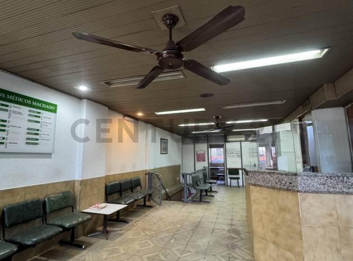 Local comercial · 302m² · 10 Ambientes