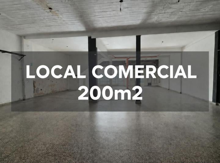 Local comercial · 200m²