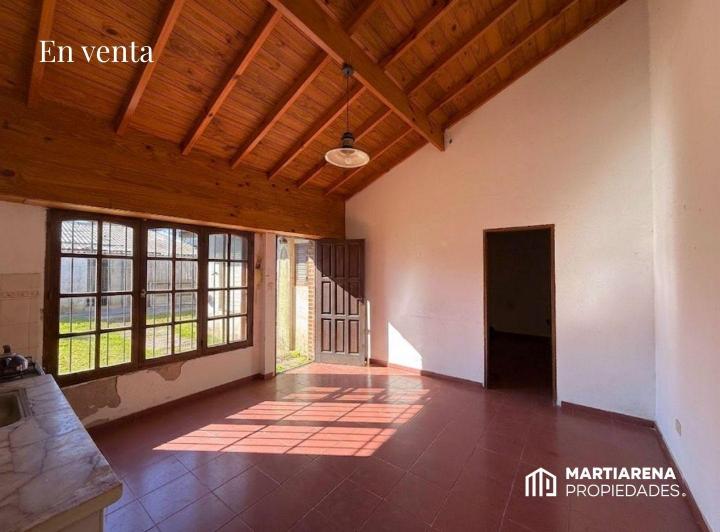 Casa · 150m² · 6 Ambientes · 1 Cochera