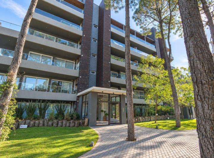 Departamento · 77m² · 3 Ambientes · 1 Cochera