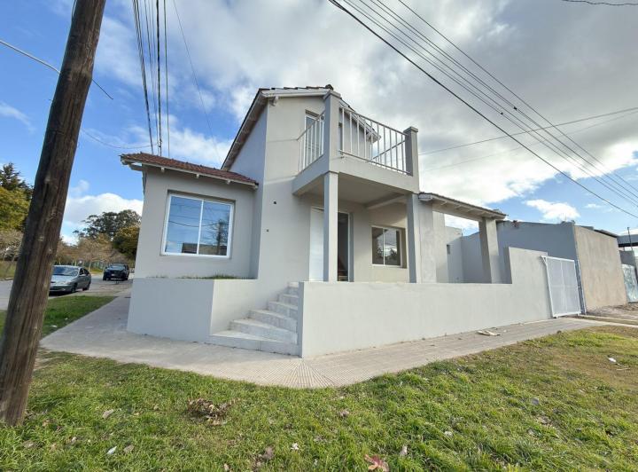 Casa · 112m² · 4 Ambientes · 1 Cochera