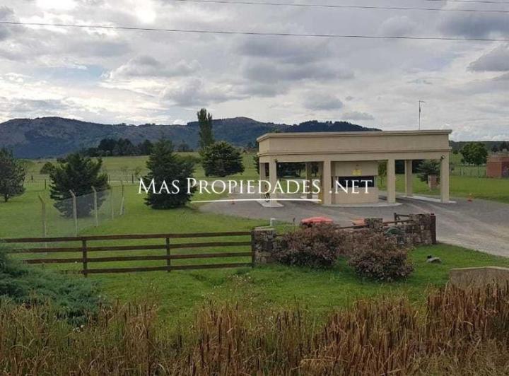 Terreno · 1735m²