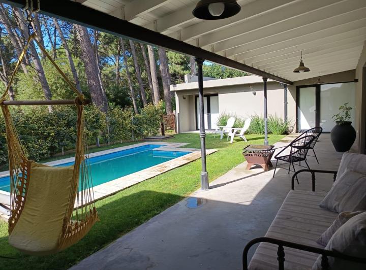 Casa · 185m² · 4 Ambientes · 1 Cochera