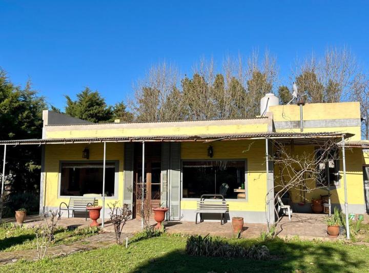 Casa · 200m² · 5 Ambientes · 1 Cochera
