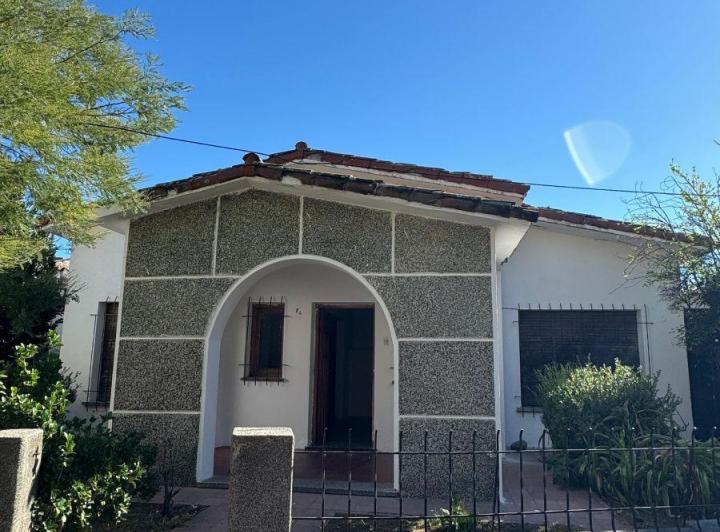 Casa · 130m² · 3 Dormitorios · 1 Cochera