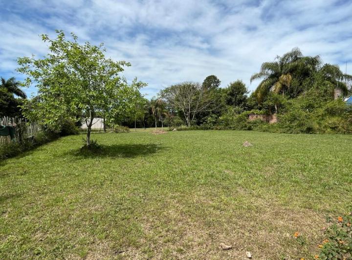 Terreno · 300m²