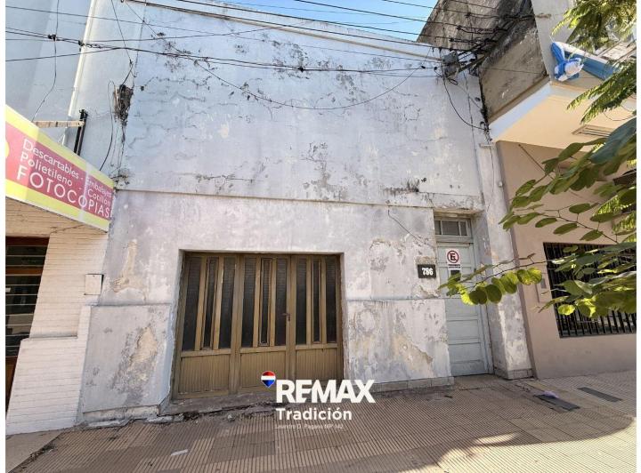 Casa · 85m² · 5 Ambientes · 1 Cochera