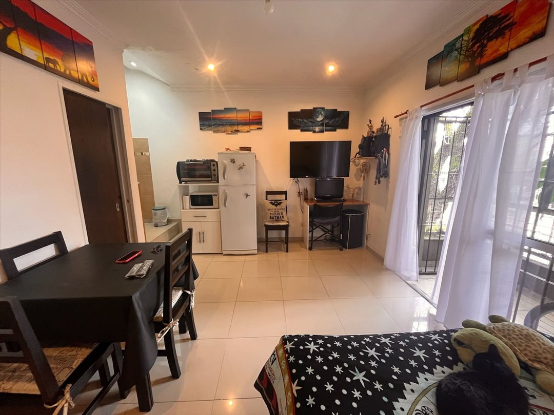 EN VENTA PH MONOAMBIENTE CON BALCÓN SIN EXPENSAS