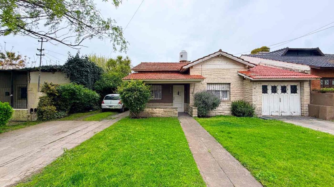 VENTA CASA 4 AMB RECICLADA JARDIN GARAGE CAISAMAR