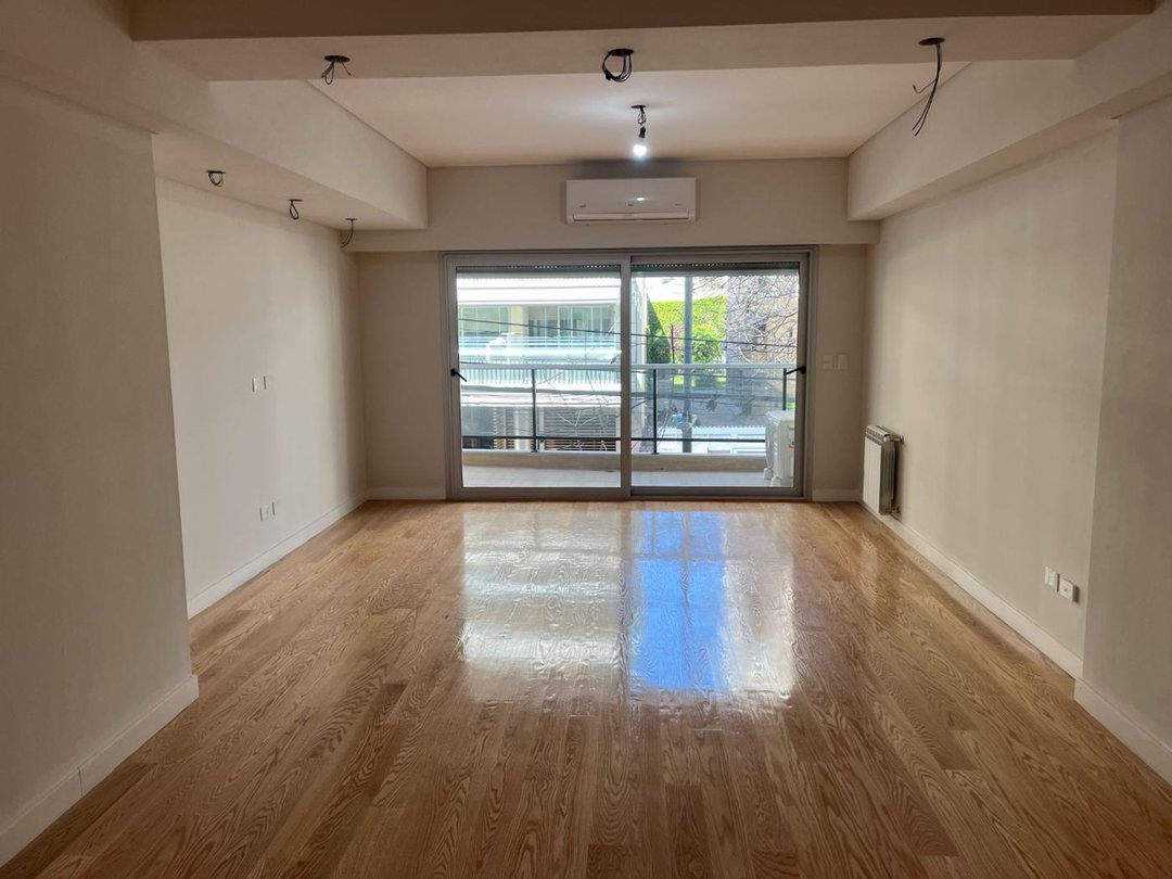 VENTA DEPTO 4 AMB BALCÓN PATIO COCHERA CABALLITO