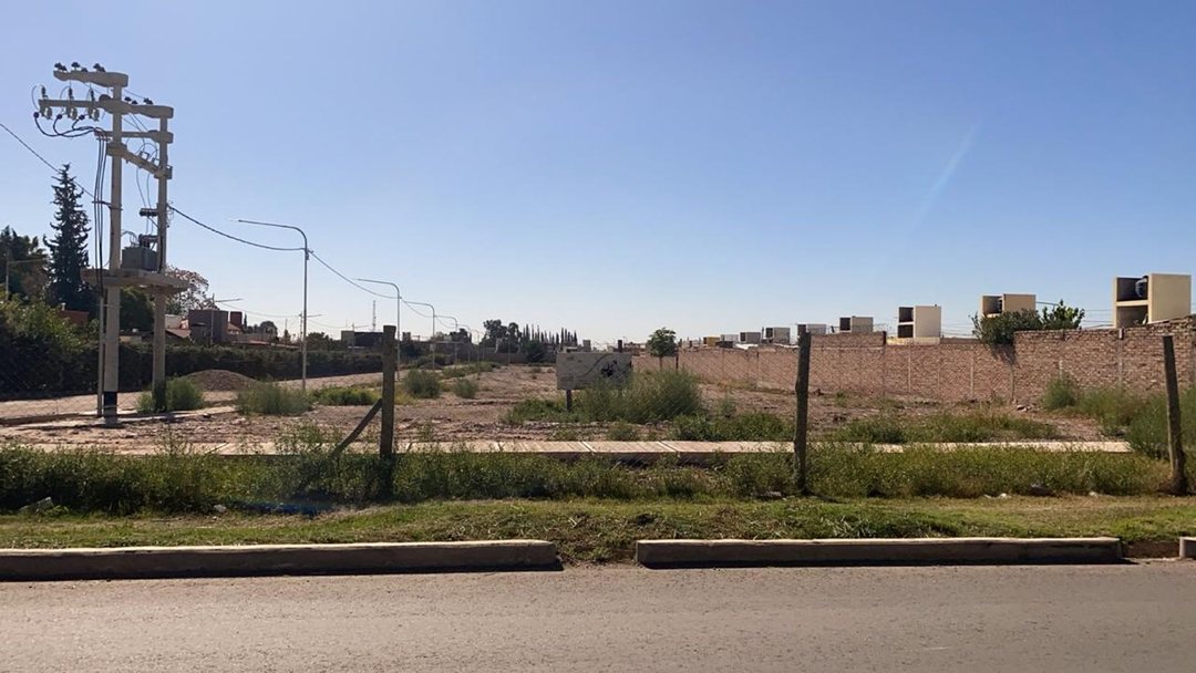 VENTA LOTE BARRIO LOS SARMIENTOS LUZURIAGA MAIPU