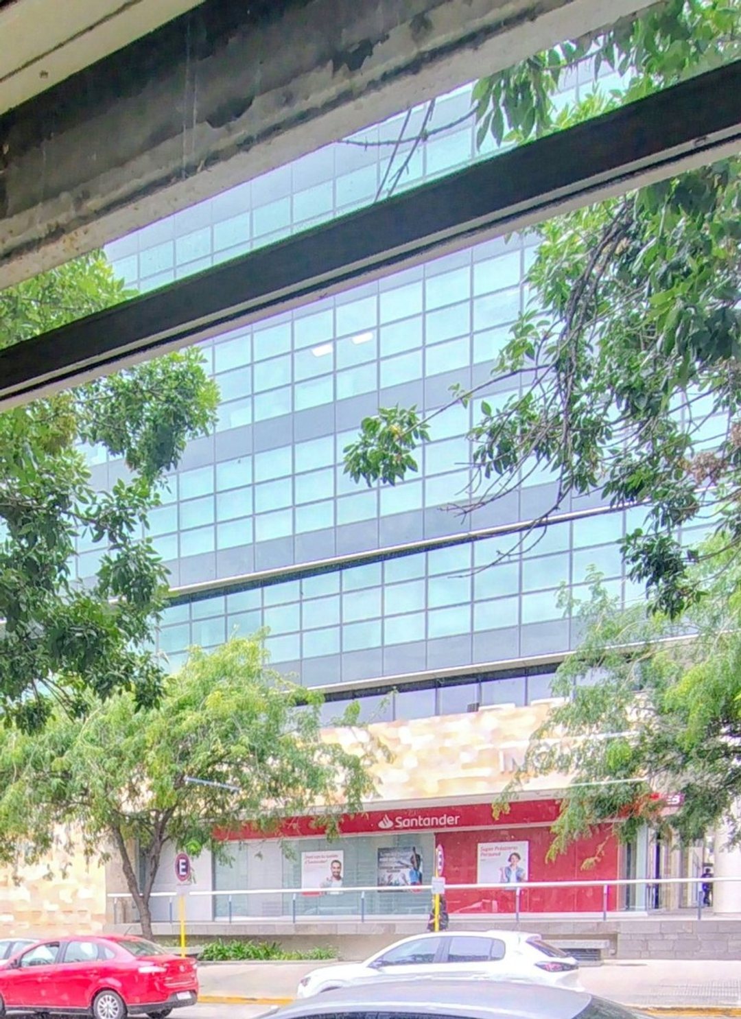 VENTA LOCAL COMERCIAL 175 mts FRENTE A CAPITALINAS