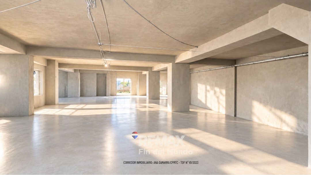 Ushuaia | Venta | Cochera | Gob. Paz 1291 Mondrian