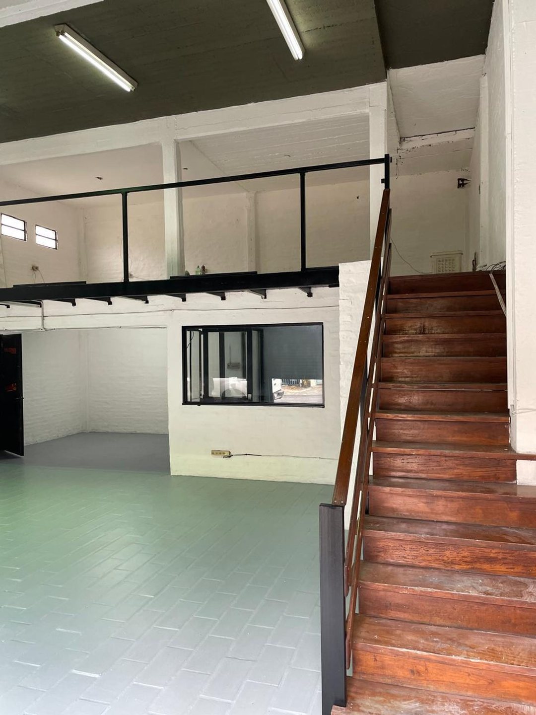 VENTA LOCAL EN BELLA VISTA - PERMUTA