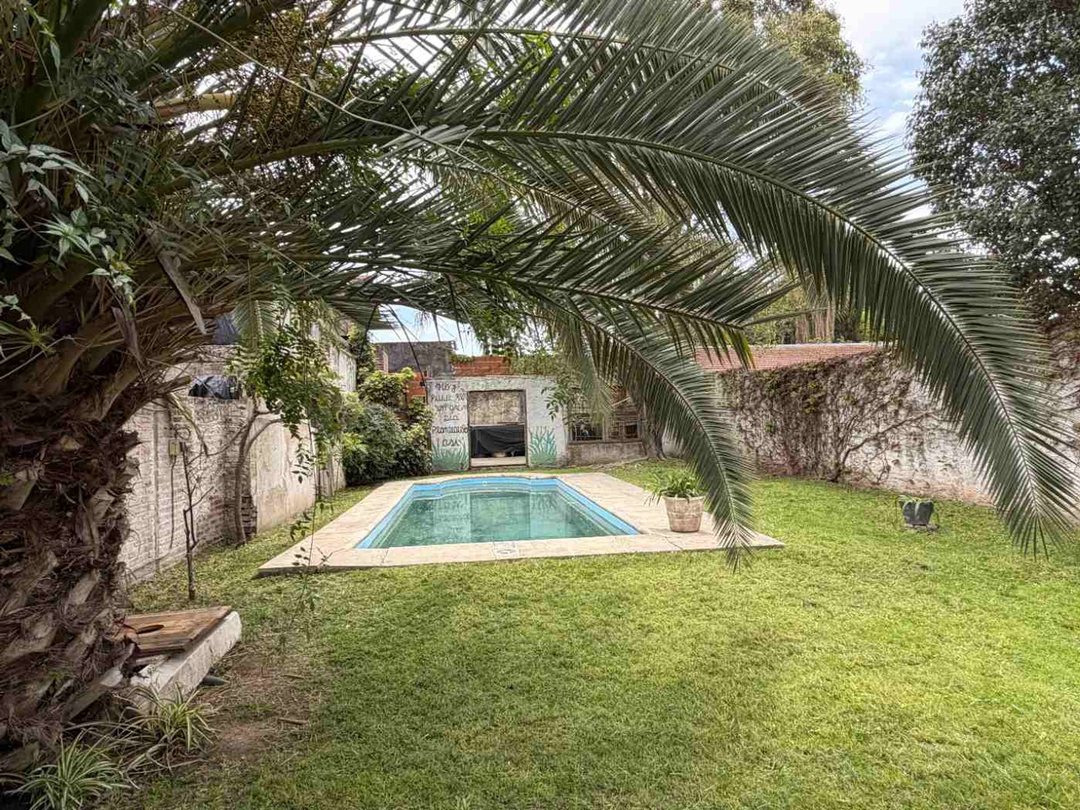 Venta casa 5 amb con local Hurlingham
