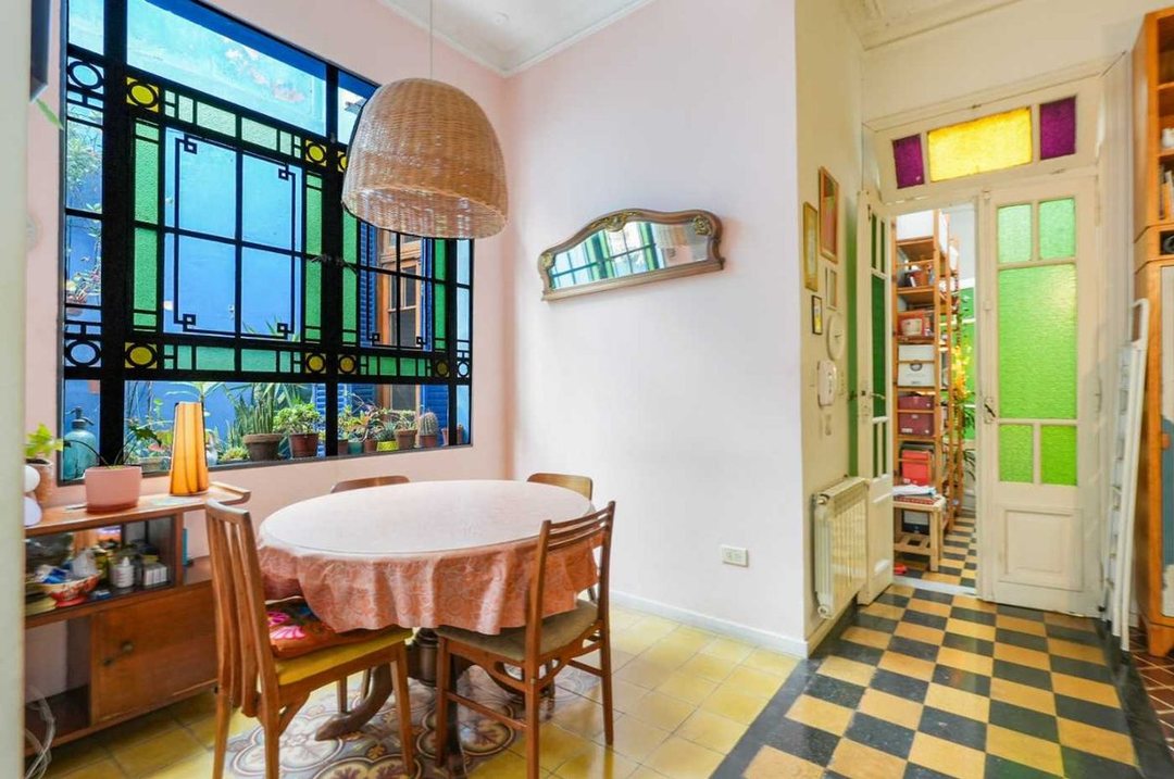 VENTA PH DE ÉPOCA 5AMB CON GRAN TERRAZA V.URQ 250M