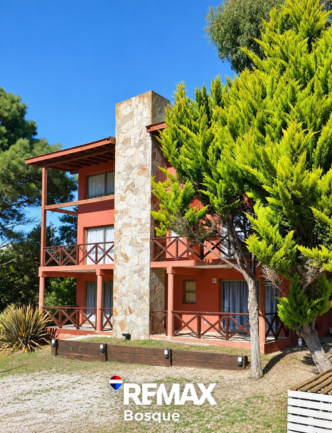 DÚPLEX DE 3 AMBIENTES EN VENTA EN LAS GAVIOTAS