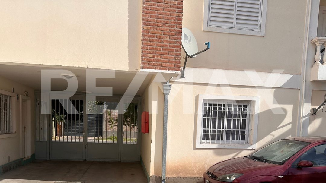 DEPARTAMENTO 2 DORMITORIOS C/ COCHERA PB HUILICHES