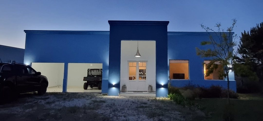 Venta Casa 4 dormitorios Costa Esmeralda Ecuestre