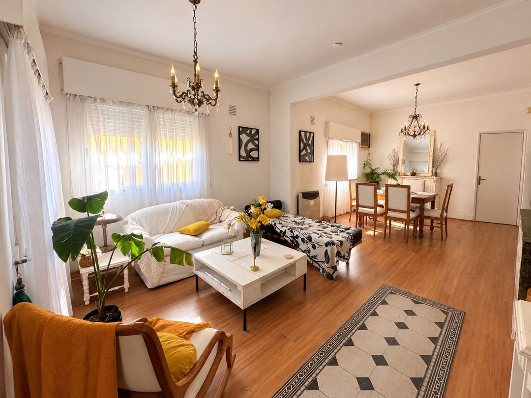 VENTA CASA LA EMILIA 2 HAB PILETA