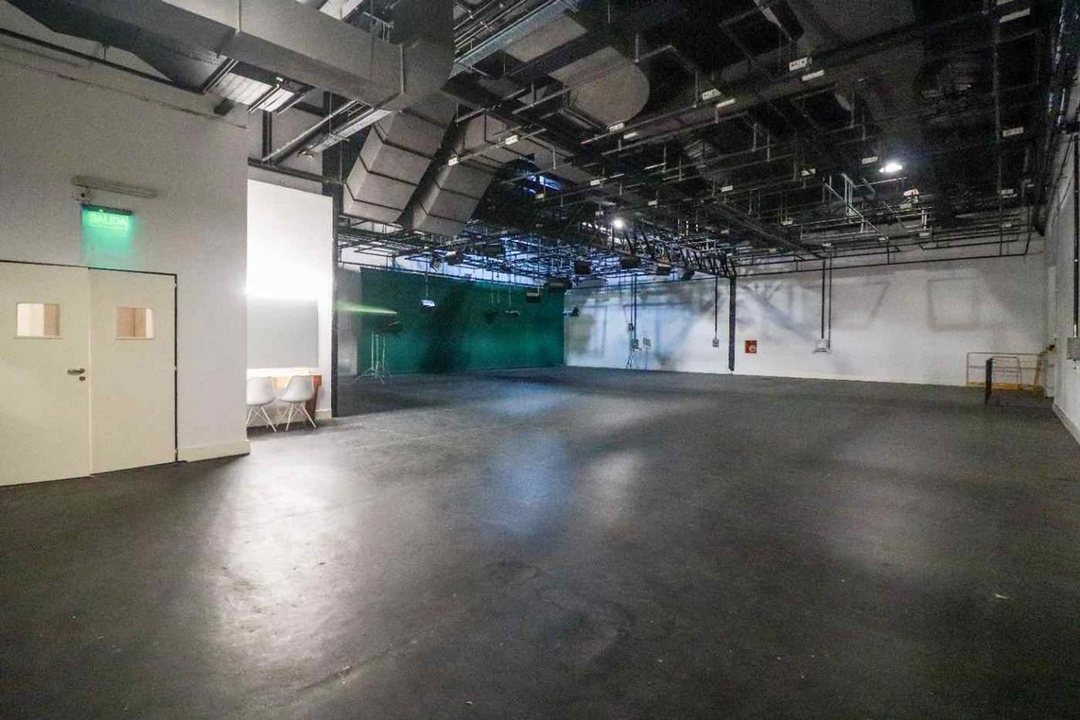 Venta Estudio TV Equipado a estrenar