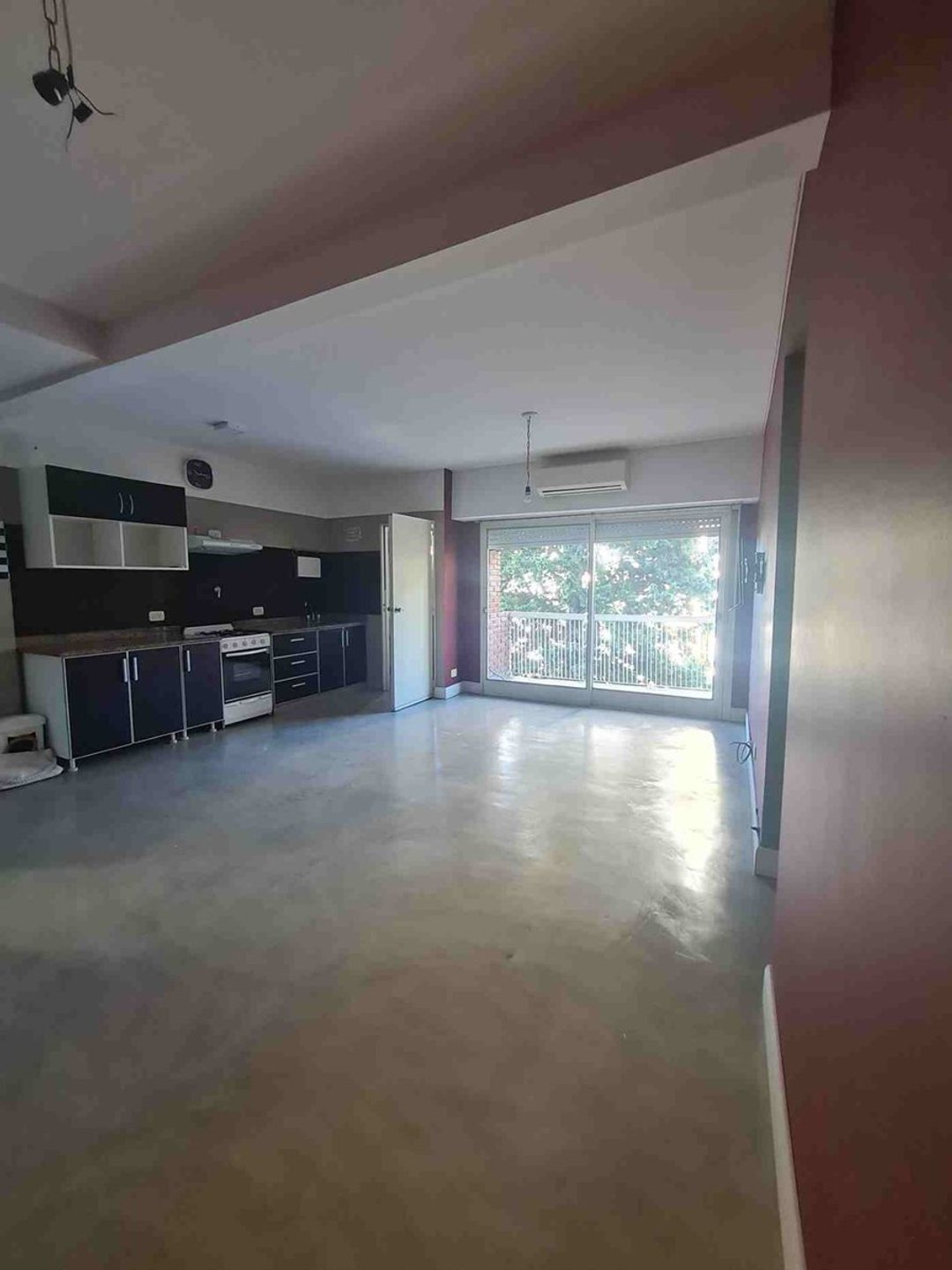 Venta depto 3 ambientes. Apto crédito. Cochera.