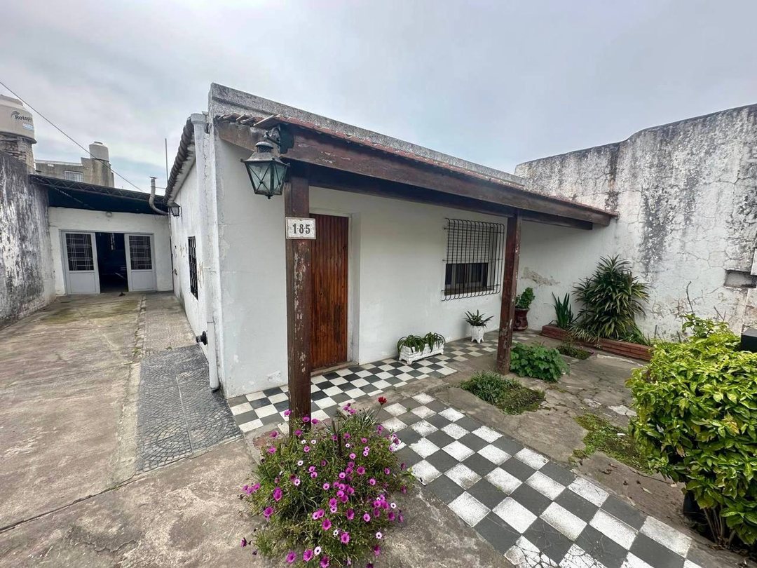 Casa en venta ESCOBAR CENTRO, APTA CREDITO