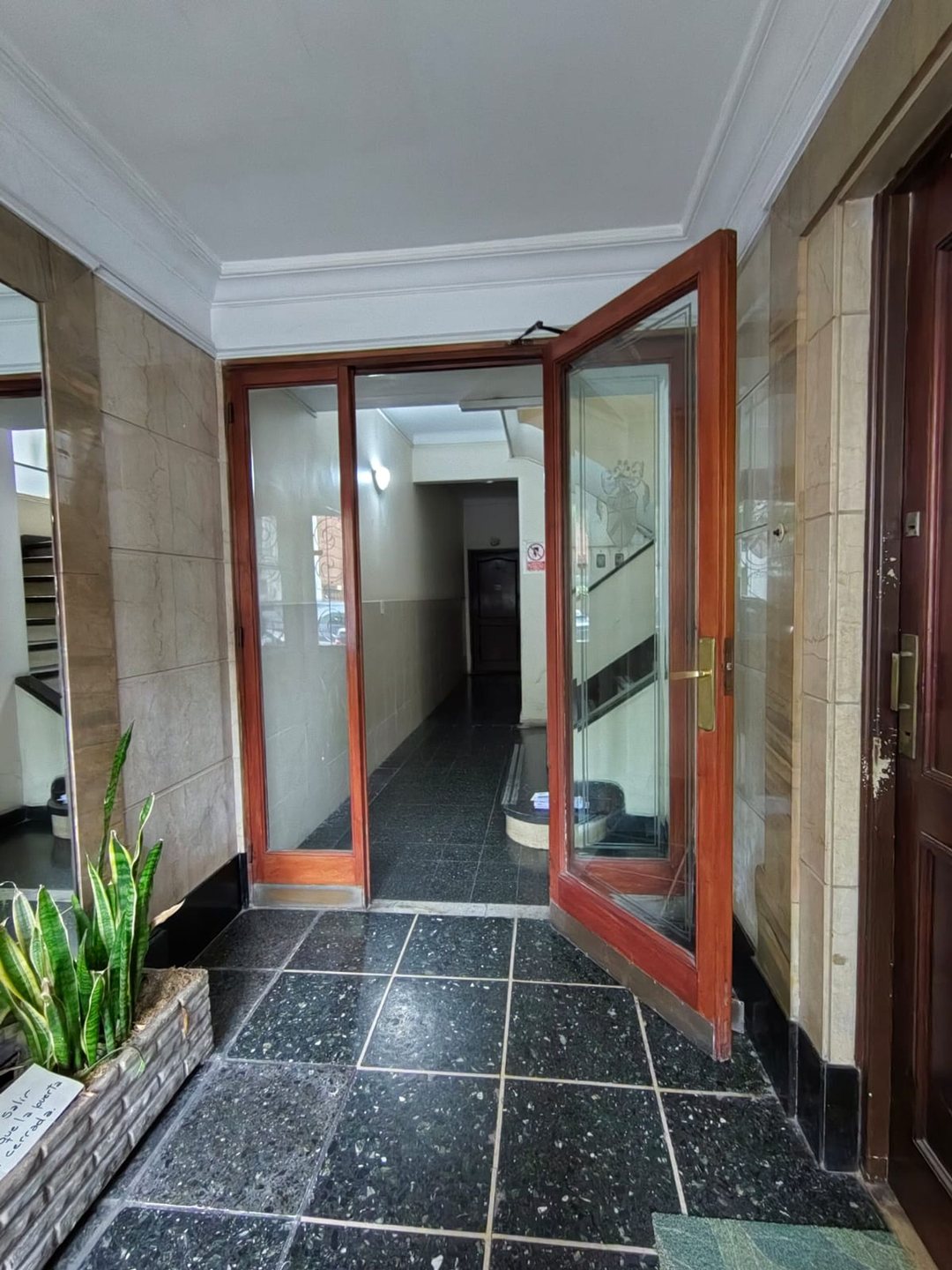 OPORTUNIDAD VENTA 2 AMBIENTES CON ESCRITORIO