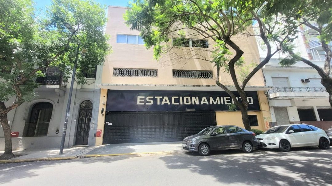 Venta Cochera en  Almagro