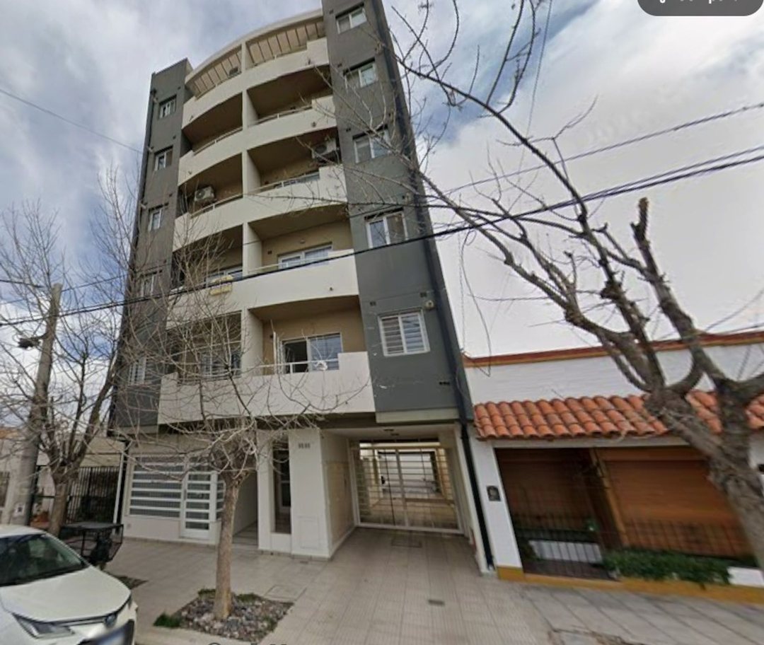 VENTA DEPARTAMENTO CON TERRAZA Y COCHERA