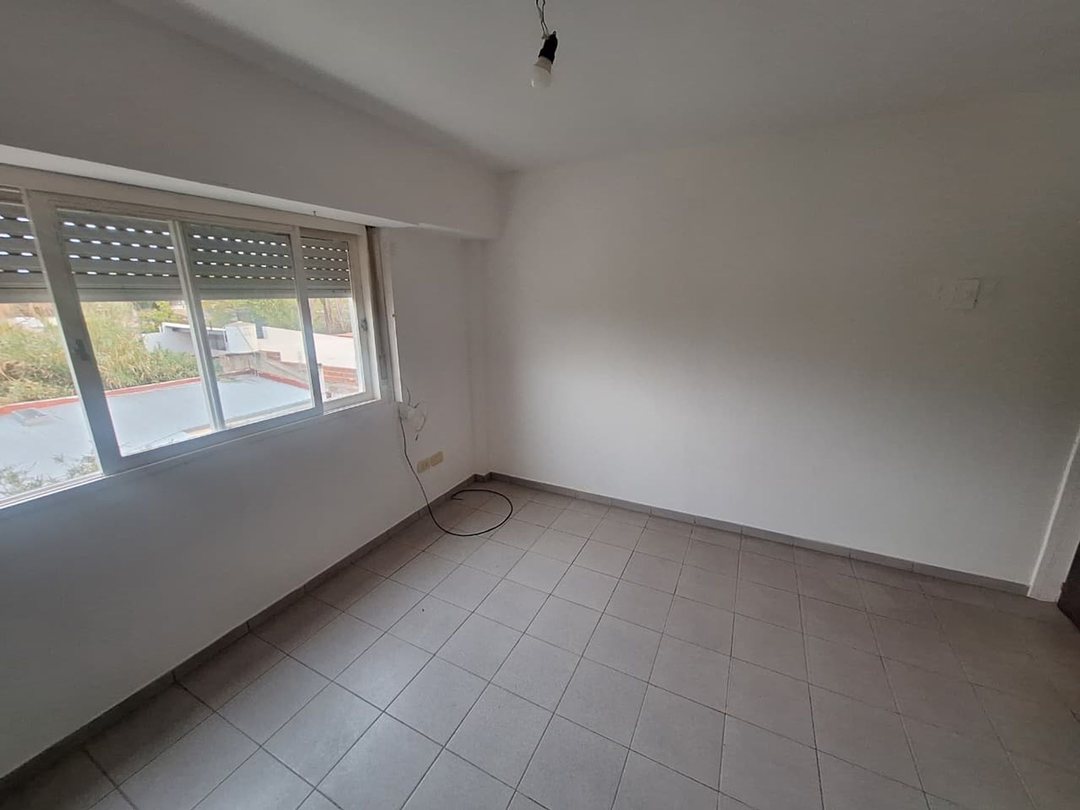 DEPARTAMENTO DE 1 DORMI EN VENTA  35 Y DIAG 74