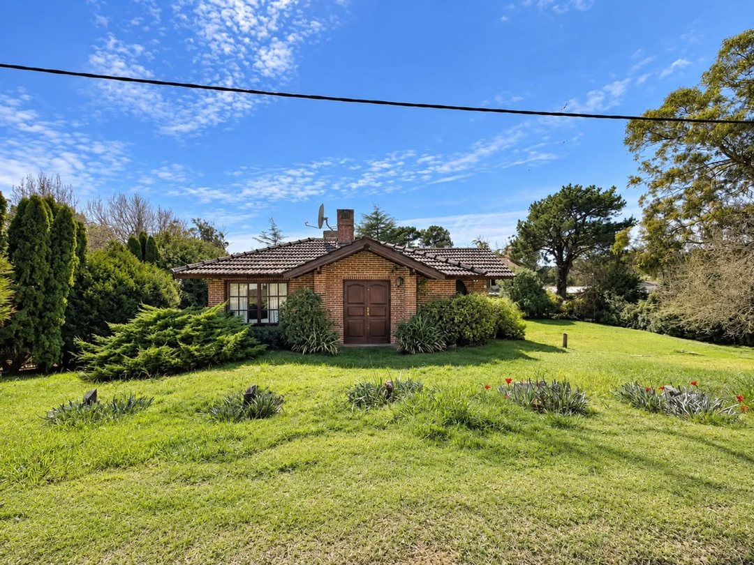 VENTA CASA 6 AMBIENTES EN PINAMAR LASALLE