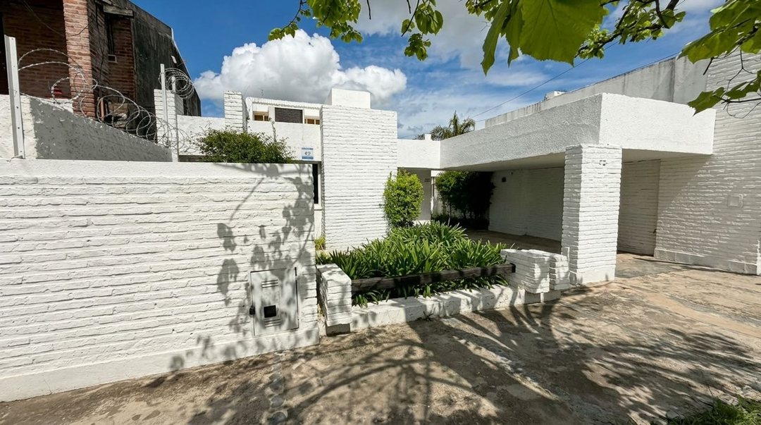 VENTA CASA 4 DORMITORIOS APTA CREDITO SAN NICOLAS