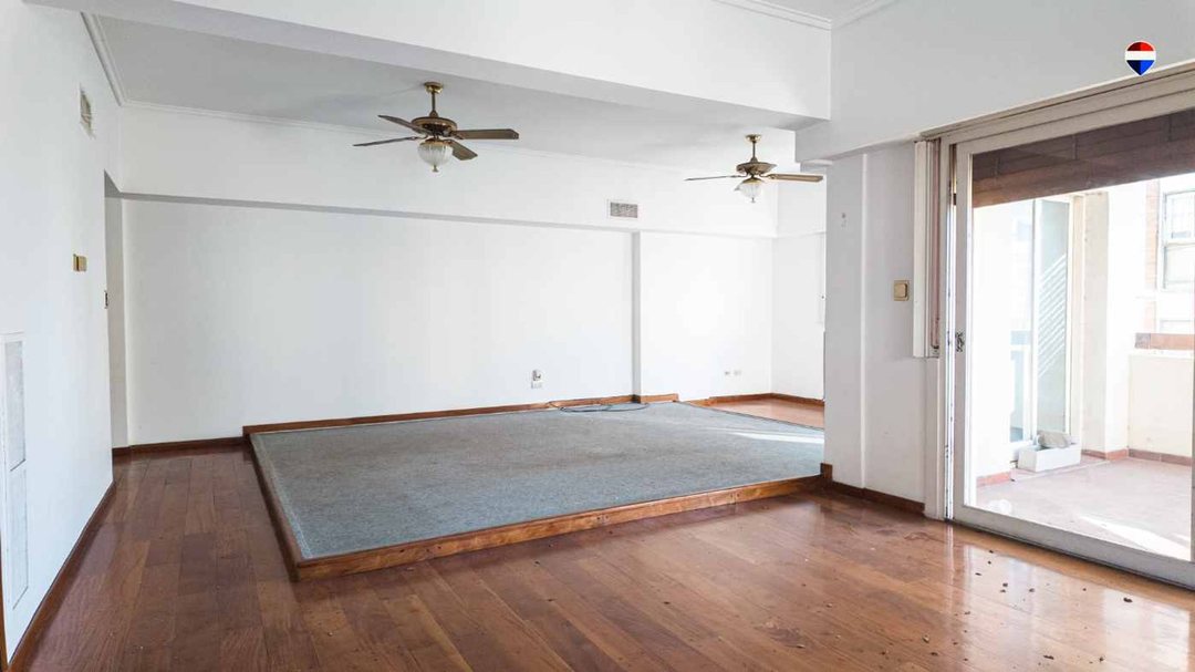 VENTA DEPTO 4 AMB EN QUILMES CON BALCÓN Y COCHERA