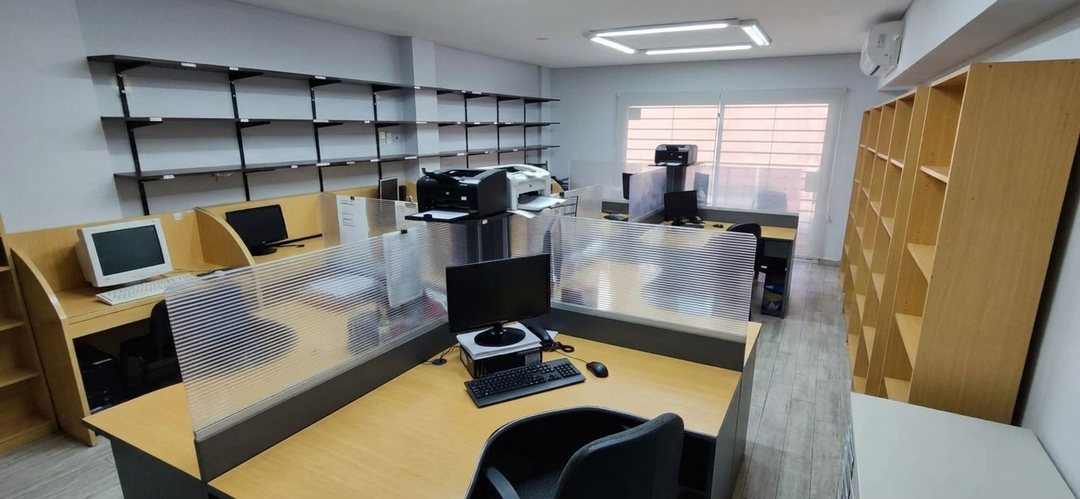 OFICINA VENTA CON RENTA PUERTO OLIVOS COCHERA FIJA