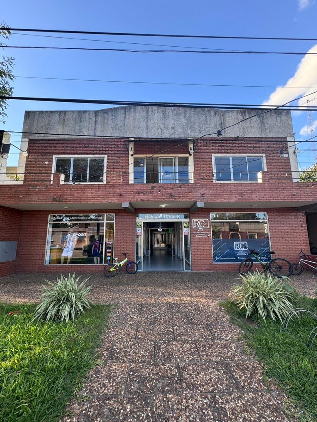 VENTA GALERIA COMERCIAL HUMBOLDT