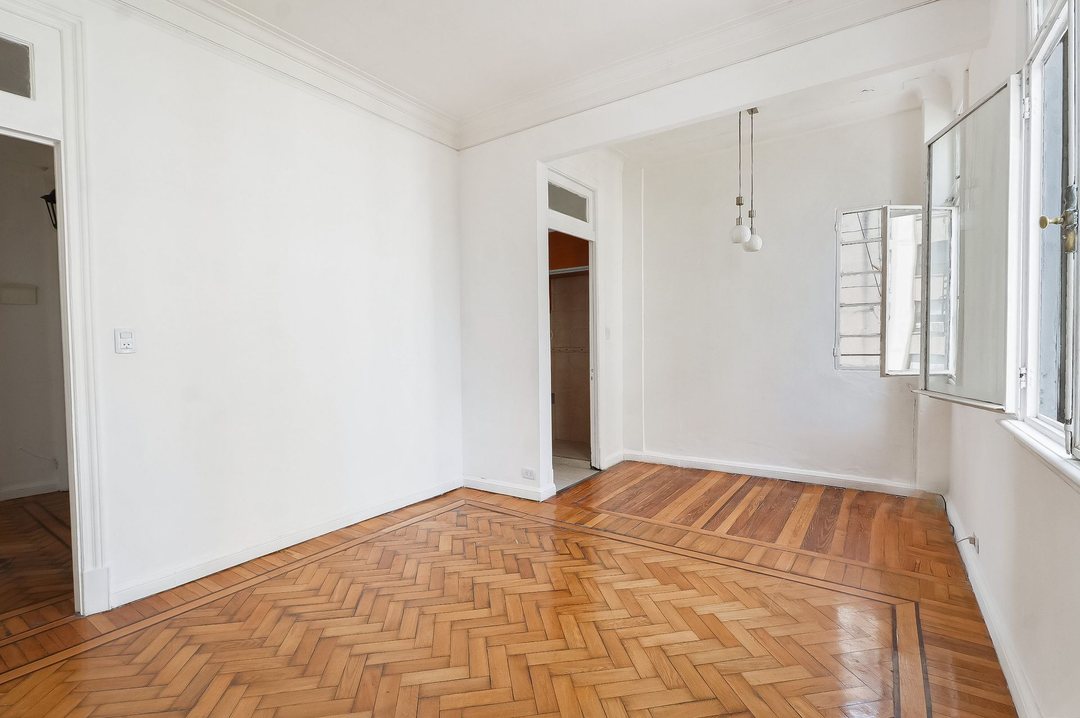 EN VENTA 3 AMB DE ÉPOCA MUY LUMINOSO CON VISTA