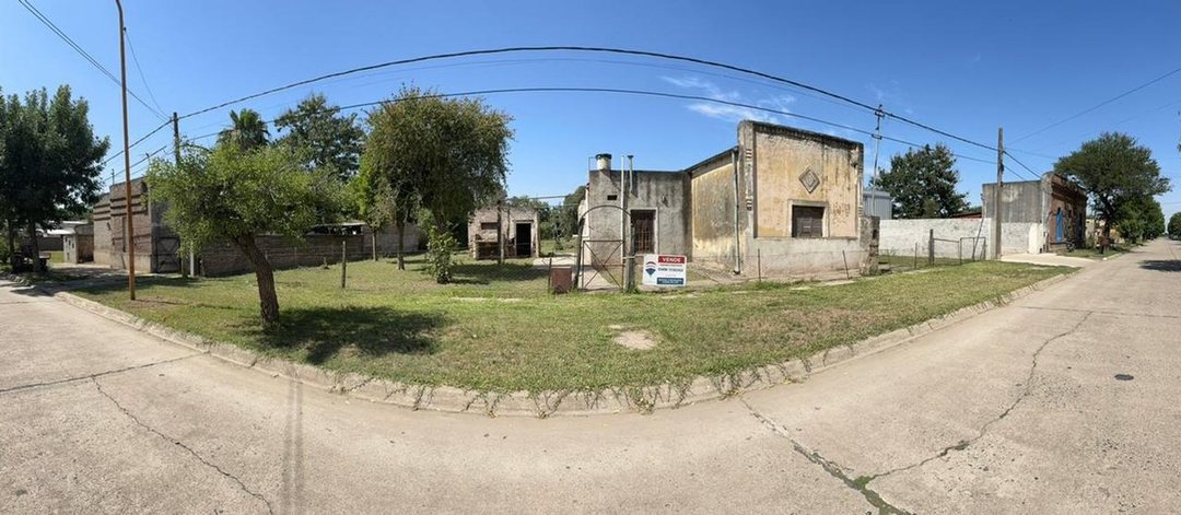 Venta casa antigüa con gran terreno - Humboldt