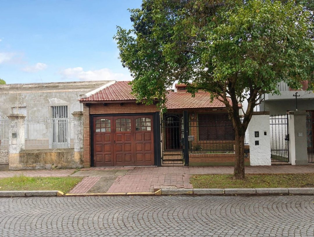 ALQUILER DE CASA DE 3 DORMITORIOS EN LA FLORIDA