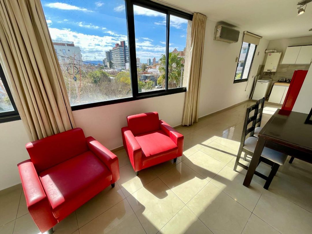 VENTA DEPTO CENTRO CARLOS PAZ 2 DORM COCHERA