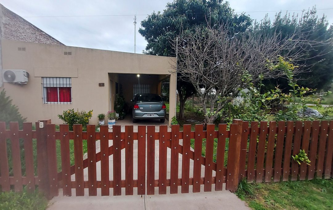 CASA EN VENTA EN VIÑA, ARRECIFES