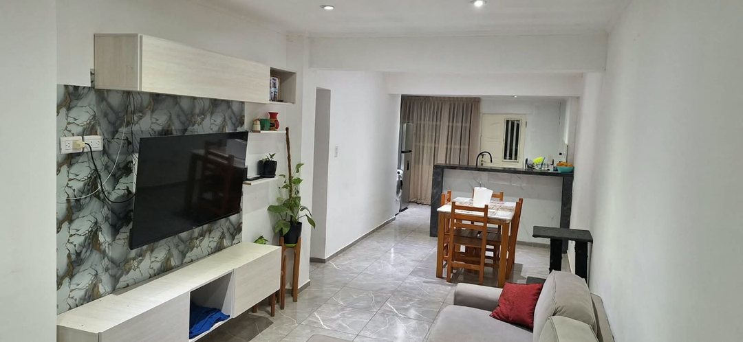 Casa 2 dormitorios zona Fuerza Aérea, Paraná