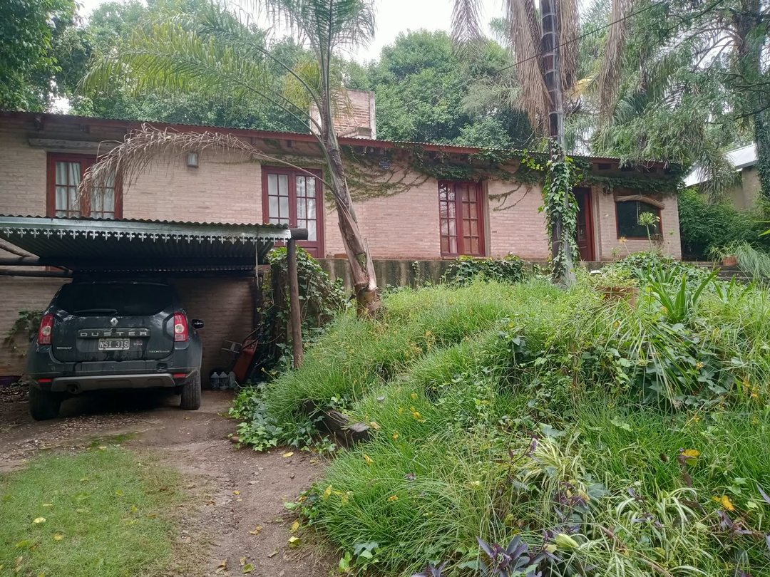 VENTA CASA 3 DORMITORIOS MENDIOLAZA CENTRO CÓRDOBA