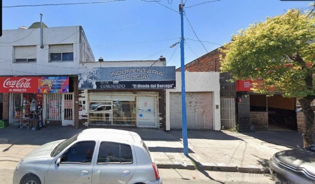 VENTA 2 LOCALES Y VIVIENDA FTE MC DONALD ESCOBAR