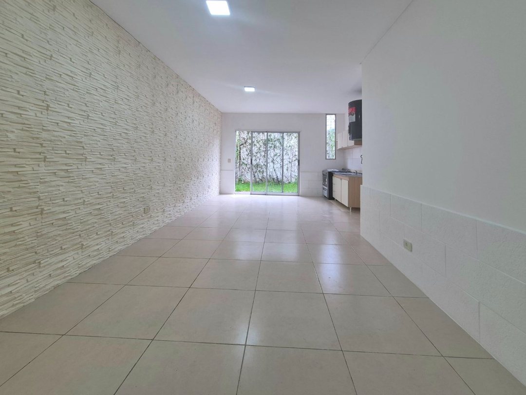ALQUILER MONOAMBIENTE CON PATIO VILLA SANTA RITA
