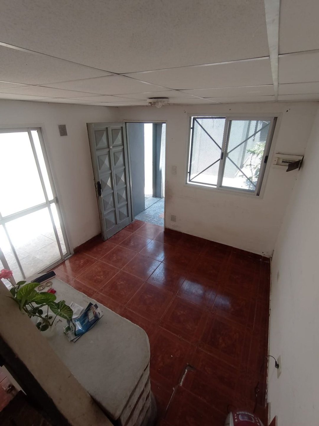 VENTA PH EN BLOCK CASEROS OPORTUNIDAD