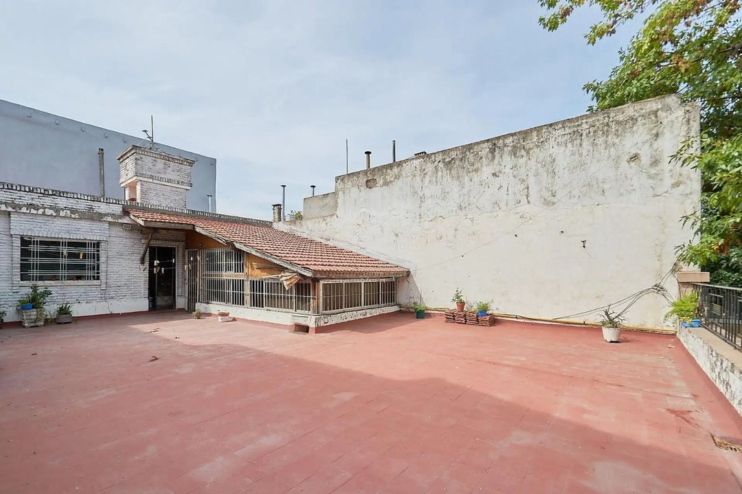 Venta casa 5 amb. Garaje/terraza en Villa Urquiza