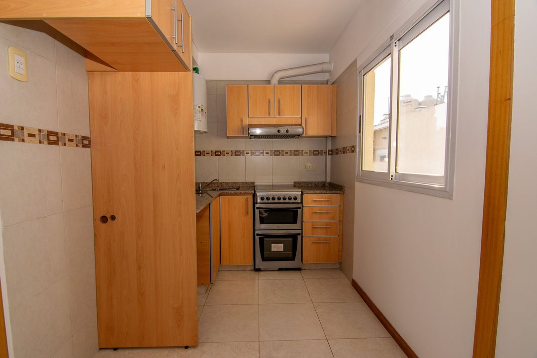 VENTA DEPTO 2 AMB MORON APTO CRED COCHERA BAULERA