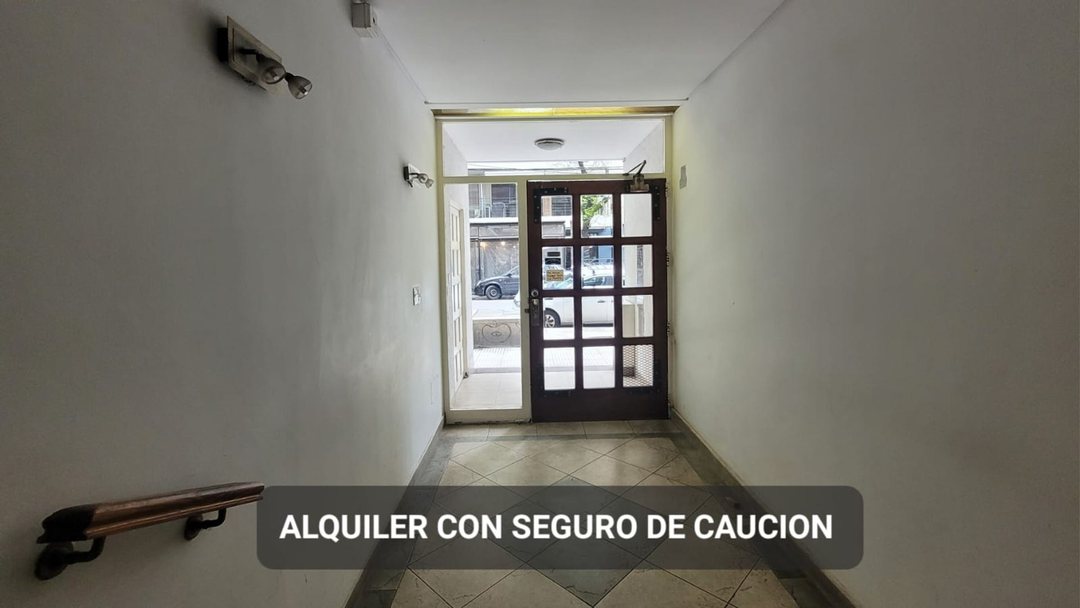 MONOAMBIENTE CON COCINA INDEPENDIENTE FLORES