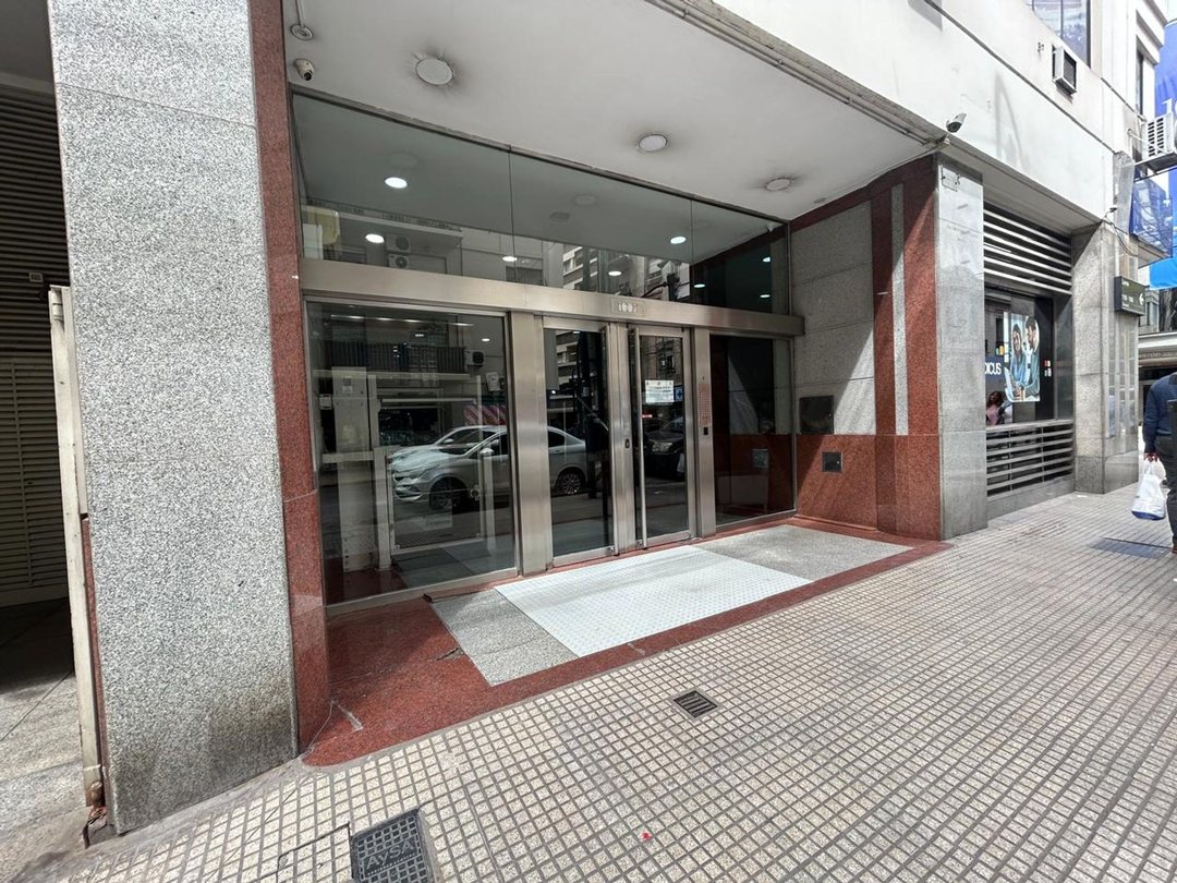 VENTA - CONSULTORIO U OFICINA - RECOLETA